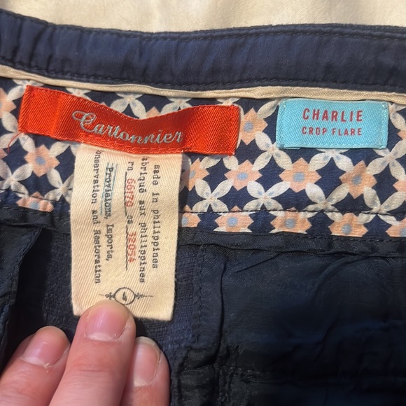 Blue cotton cropped pant - Picture 2 of 3